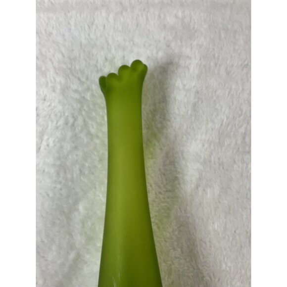Vintage Westmoreland Green Satin Bud Swung Vase - 10" Mid Century Modern MCM - Picture 8 of 9
